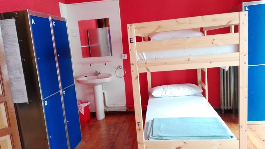 Albergue La Casona Del Peregrino Llanes Kültér fotó