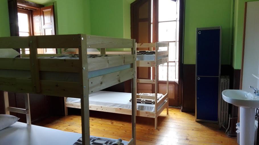 Albergue La Casona Del Peregrino Llanes Kültér fotó